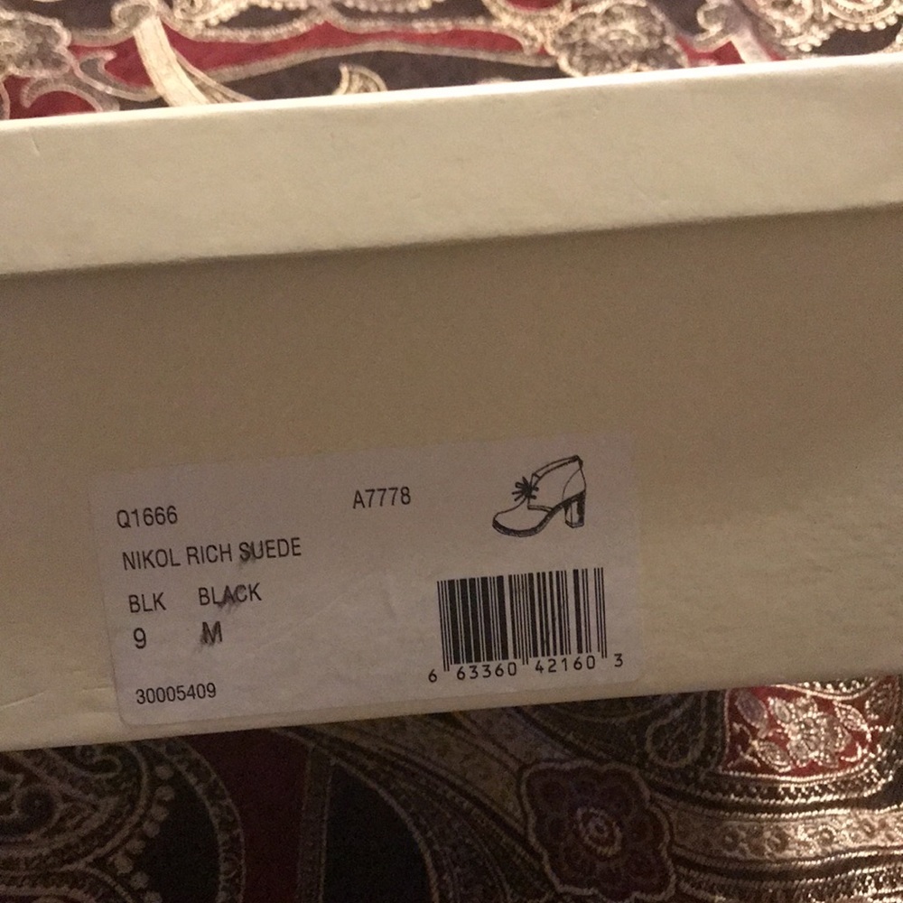 🔥🔥🔥Coach Suede Boots - Picture 9 of 10